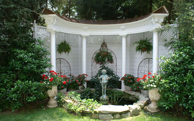 Melange Bed & Breakfast