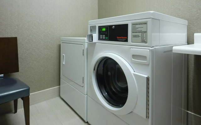 Springhill Suites By Marriott Metro Center