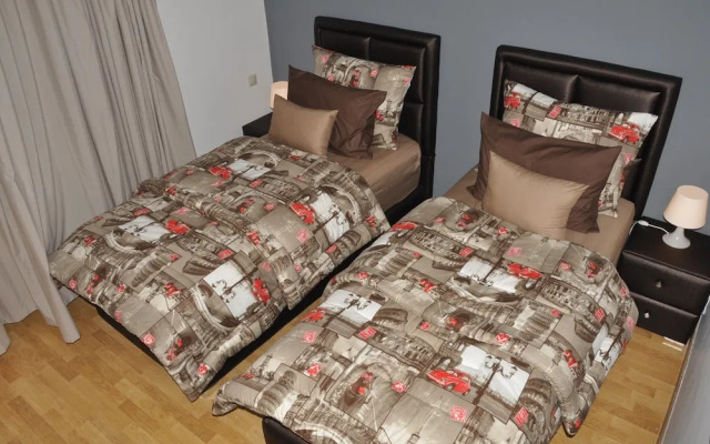 Val Fleuri Apartment With Balcony, Casablanca