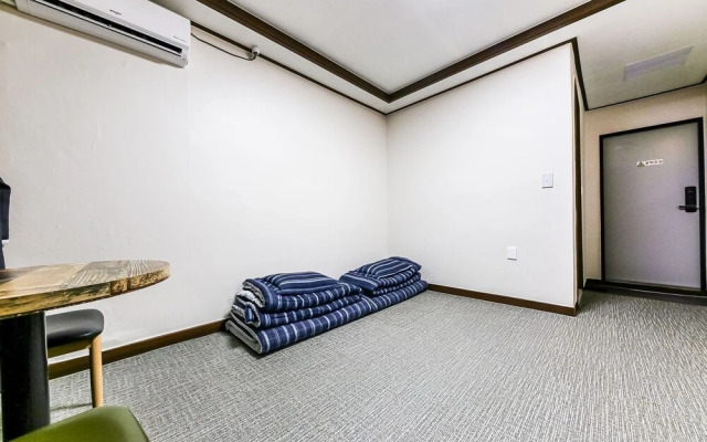 Asan Marina Hotel