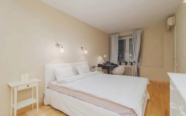 GM Apartment Smolenskaya 10