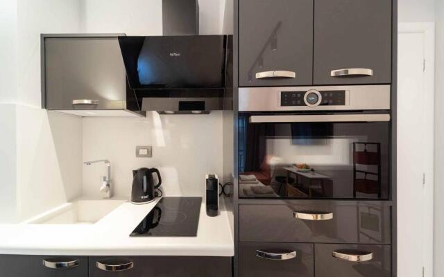 Galleries Elegant Suites