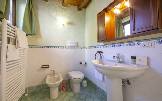 Liano Mimosa -relax & priv parking place