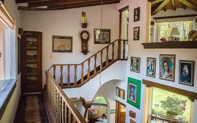 Casa Bugambilia