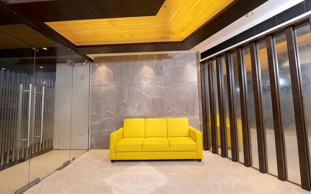Fabhotel The Leela Park