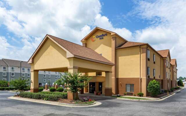 Comfort Inn Garner Clayton I-40