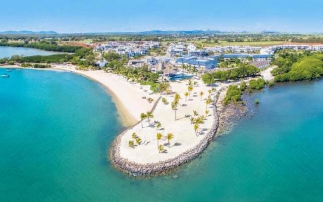 Azuri Beach suites by Fabular villas & Hotels