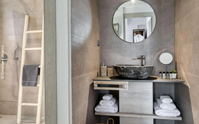 White Rock Villas Lygia