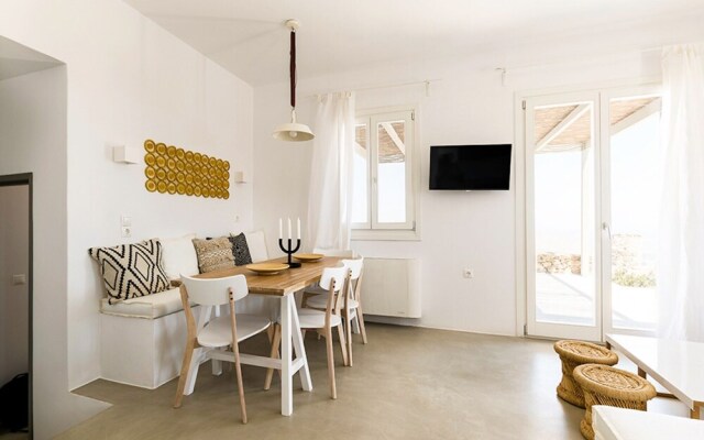 Windmills Villa 4 Luxury Villa in Kythnos