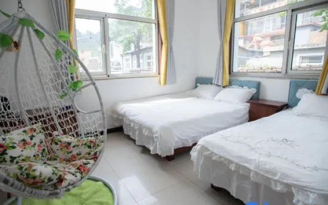 Shanshuijian Homestay