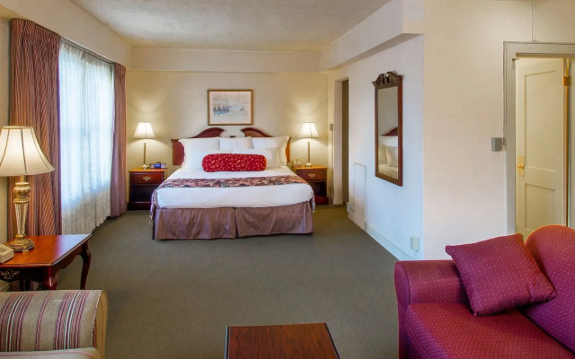 Historic Anchorage Hotel