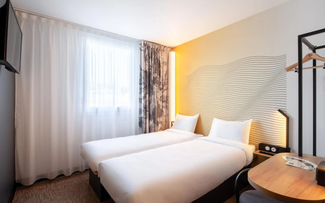 B&B HOTEL Paris Meudon Vélizy