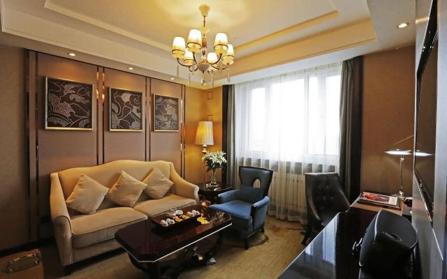 Yarrow Boutique Hotel