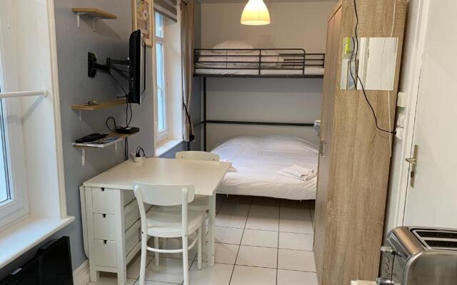 Joli Studio proche plage et centre avec parking