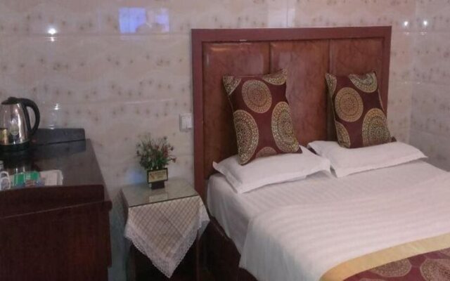 Panzhihua Dongchen Hotel