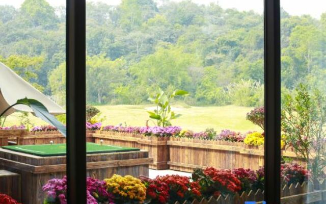 Yueting Hot Spring B&B