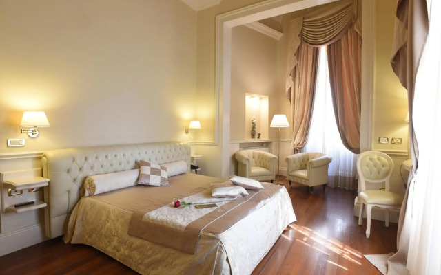 Suite Hotel Santa Chiara