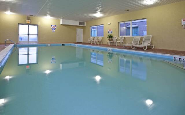 Holiday Inn Express & Suites Richmond by IHG