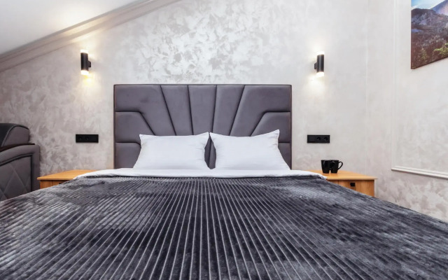 Апартаменты на улице Защитников Кавказа