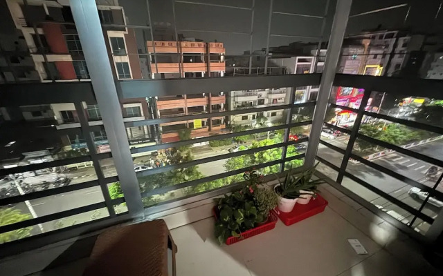Hostel by zoo family