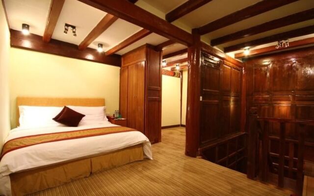 Tulip Inn Jiuzhaigou Shangmo Hotel