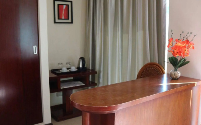 Golden Phoenix Hotel Boracay