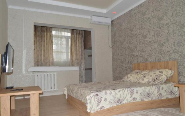 Apartment on Ibraimova, 69