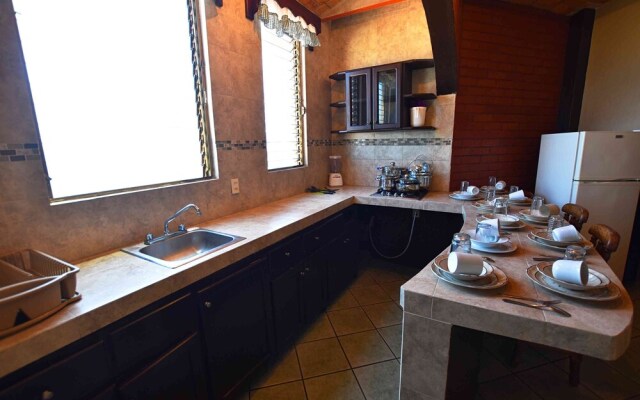 Hotel Villa Flores