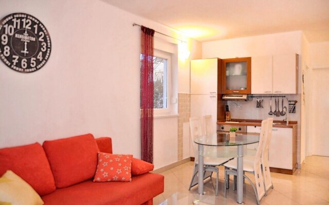 Stunning Apartment in Novalja With Wifi and 2 Bedrooms