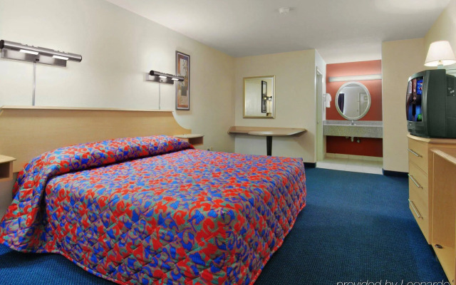 Red Roof Inn West Memphis, AR