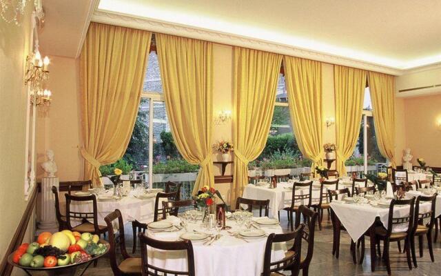 Hotel Excelsior