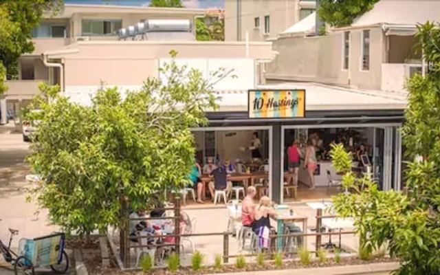10 Hastings Street Boutique Motel & Cafe