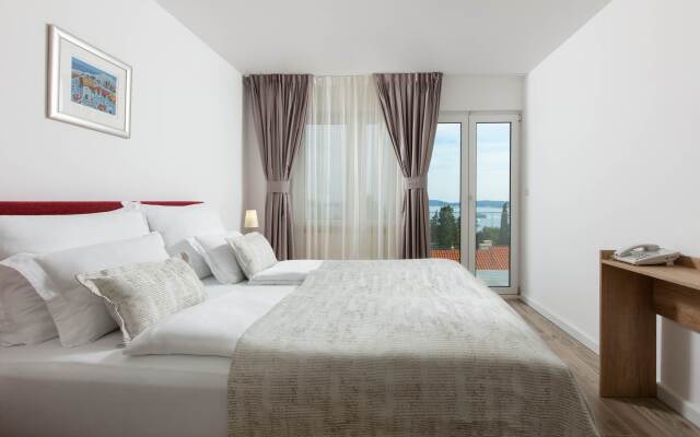Aparthotel Pharia