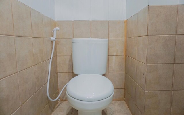 Good Deal And Nice Studio Green Pramuka City Apartment