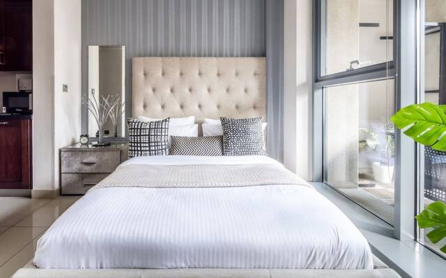 Spacious + Functional Studio Apt in Downtown Dubai