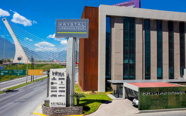 Krystal Urban Monterrey San Jerónimo