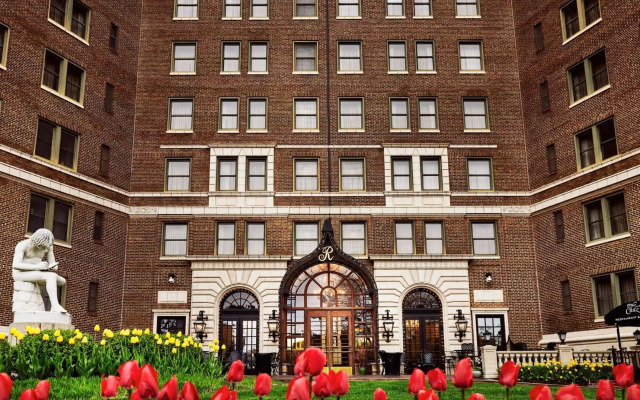The Raphael Hotel, Autograph Collection