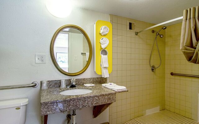 Motel 6 Starke, FL