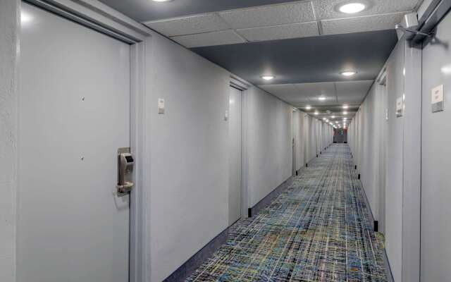 Clarion Pointe McDonough