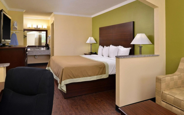 Americas Best Value Inn Winona