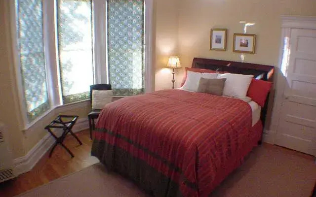 AMSI Pacific Heights Three-Bedroom Condo (AMSI-SF.PHWA3194)