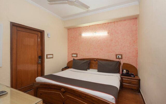 Hotel Chirag Residency