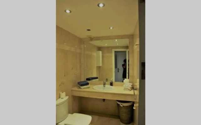 Marbella beachside apartment in 5 star gated