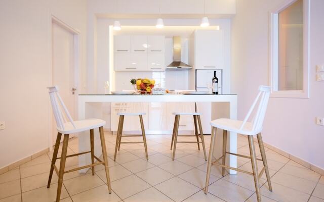 Cozy Home close to old Port Sea Front & Parking
