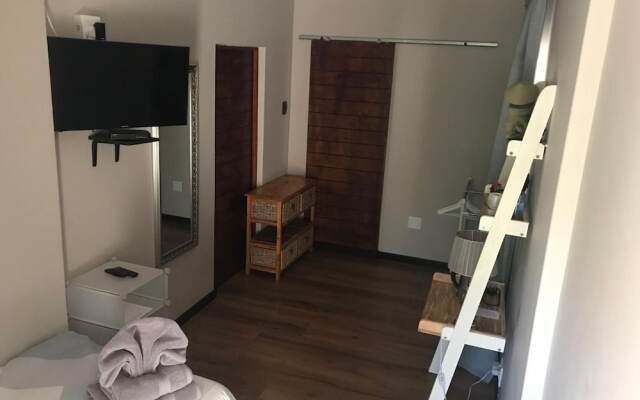 Eagle Rock Executive Guest House