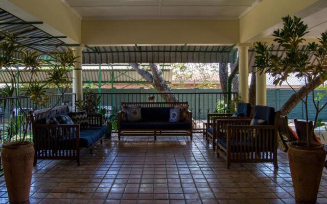 Livingstone Lodge