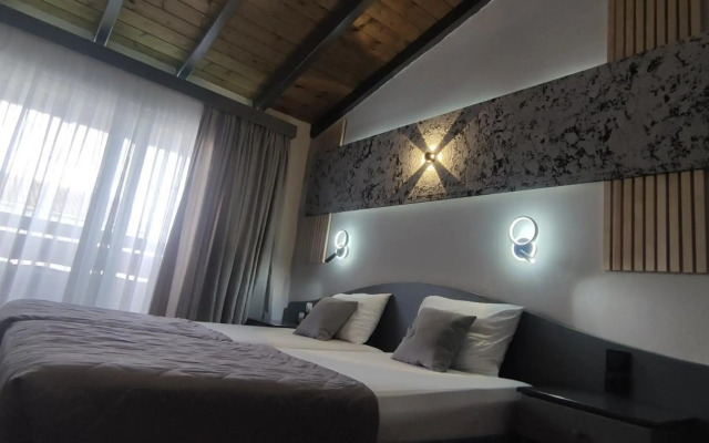Olive Grove Hotel