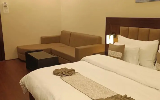 Xcelsior Hotel And Spa By Roh