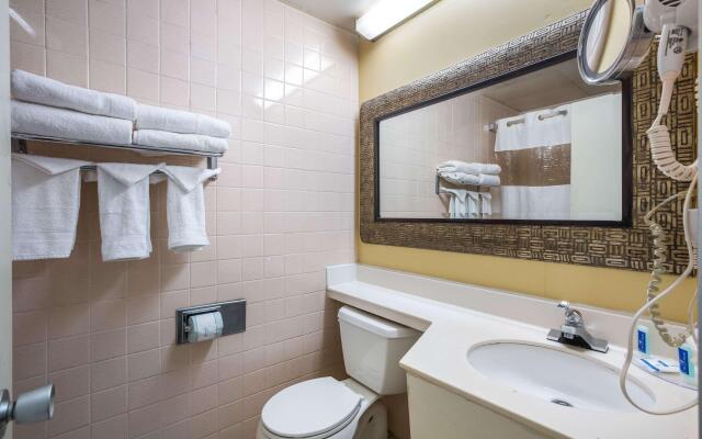 Super 8 by Wyndham Macon GA