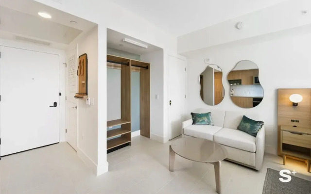 Miami Luxury Studio With City View